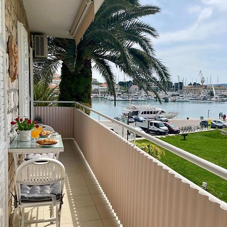 Dinka Old Town Apartment With Sea View Τρογκίρ Εξωτερικό φωτογραφία