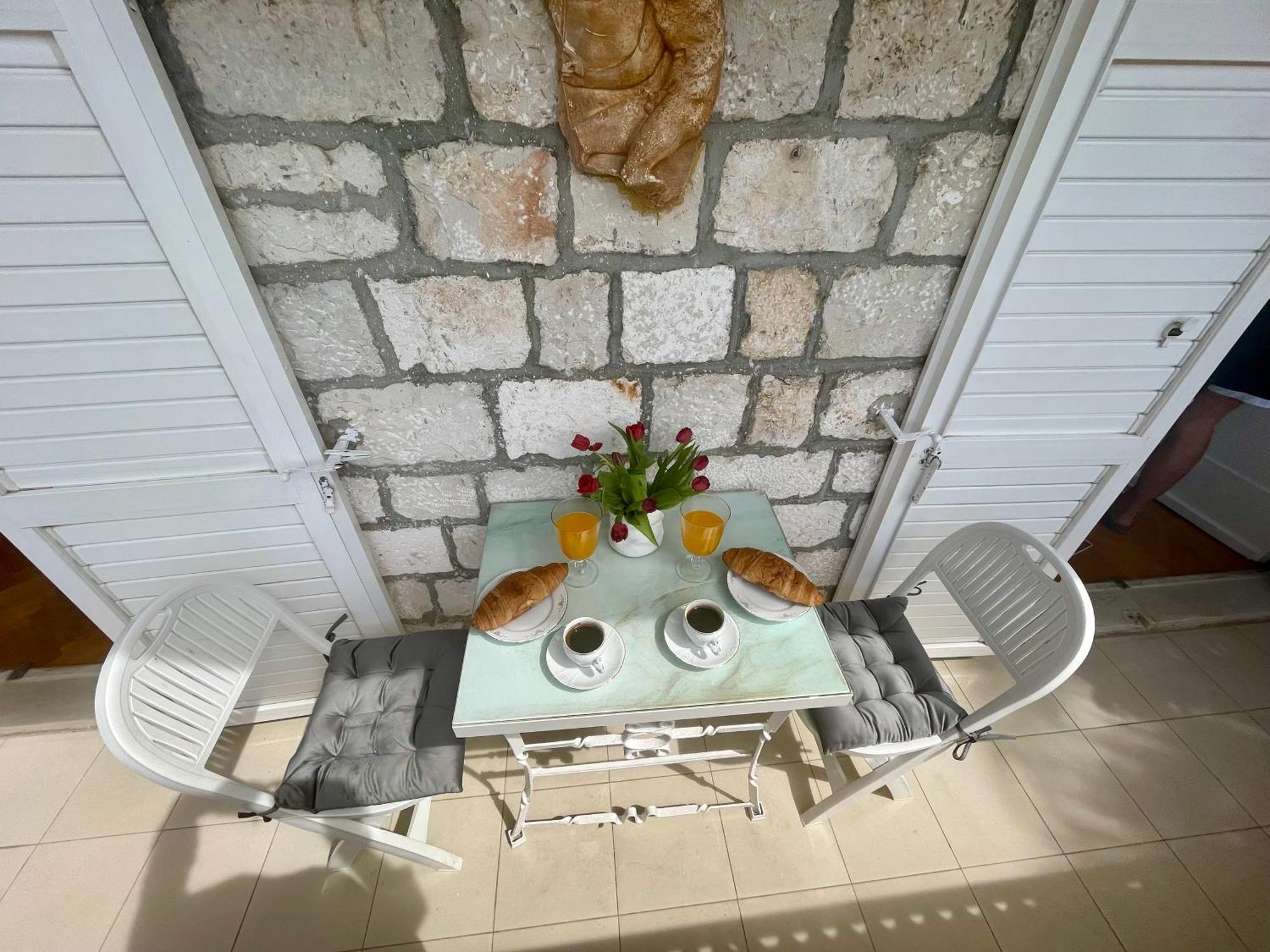 Dinka Old Town Apartment With Sea View Τρογκίρ Εξωτερικό φωτογραφία